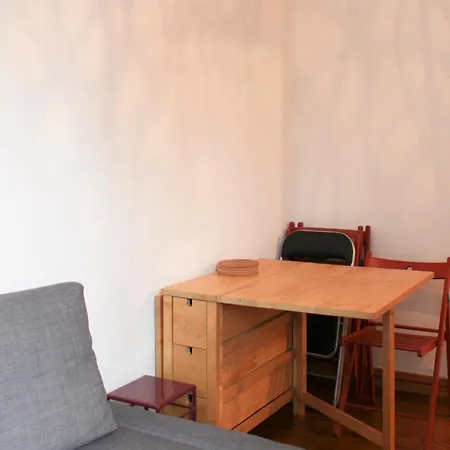 Cozy Love Cocoon Of 28 Square Meters